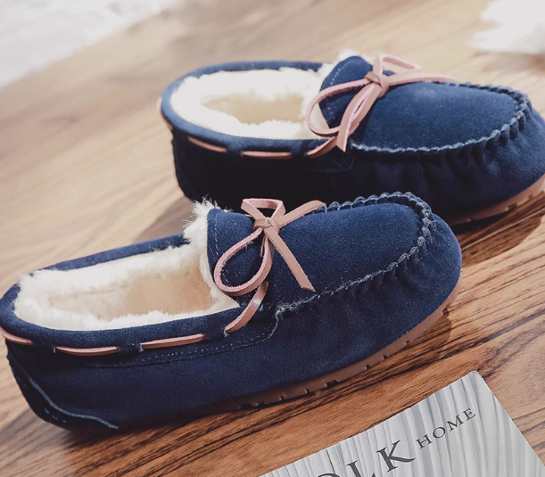 Suede loafers with lining