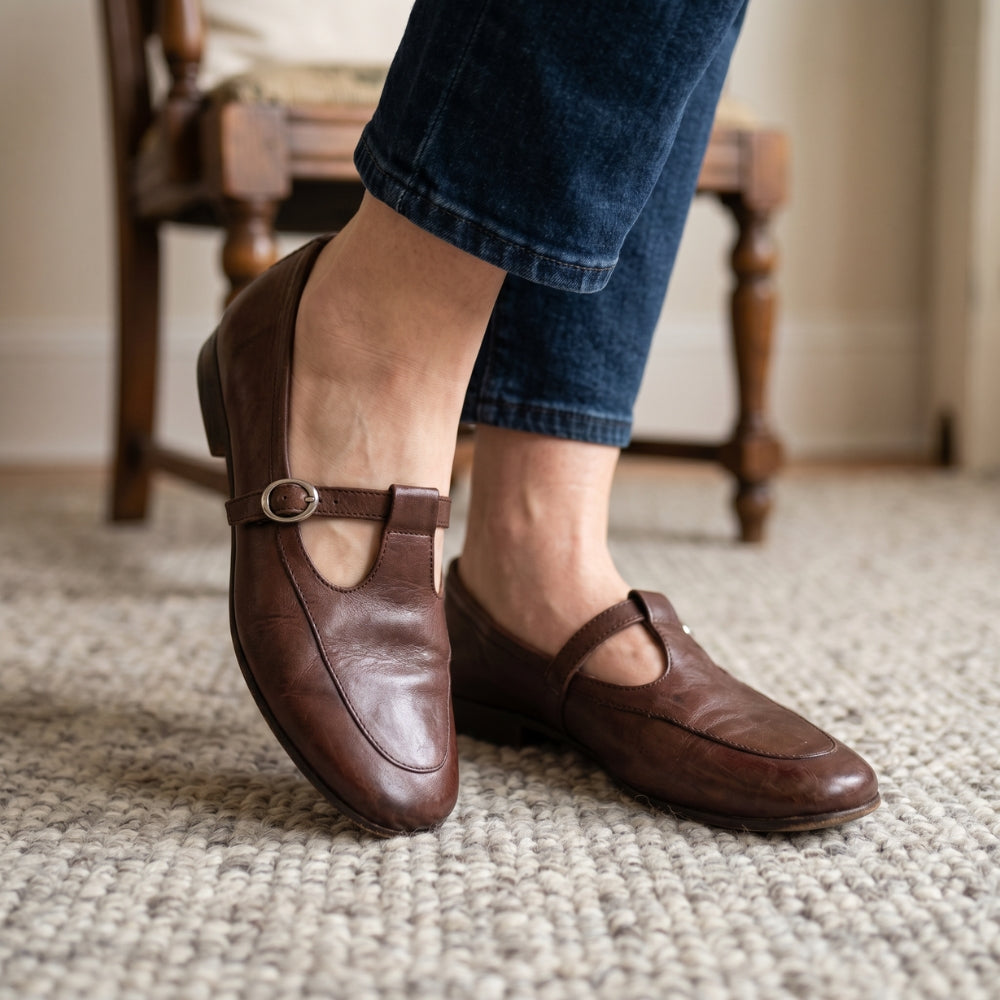 Women's vintage faux leather loafer flats