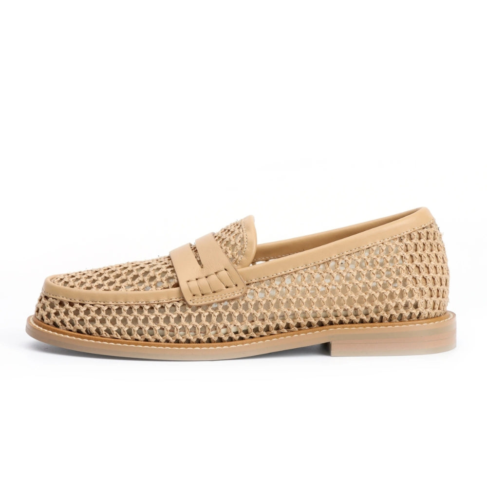 Women's beige mesh and leather loafers