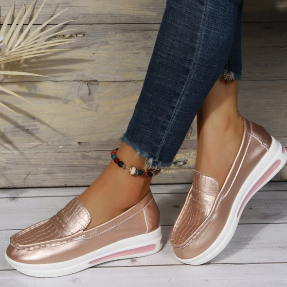 Sneaker-style wedge loafers with shiny details