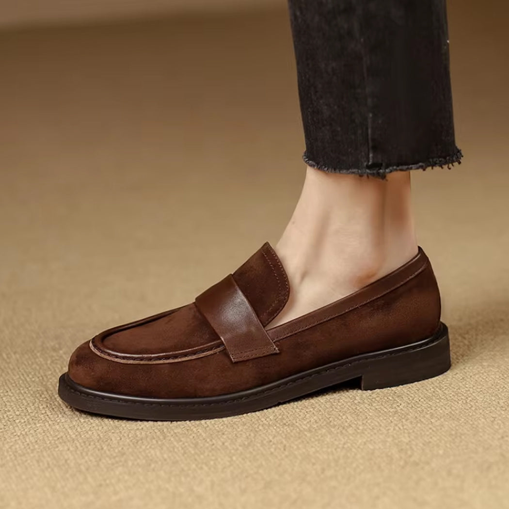 Elegant suede loafers for women
