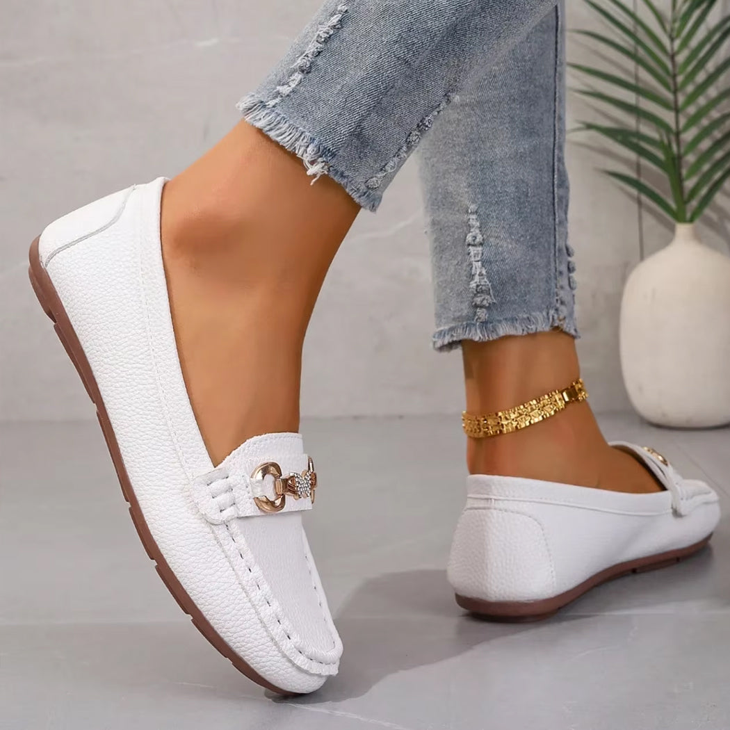 Casual loafers with chain and rhinestone details