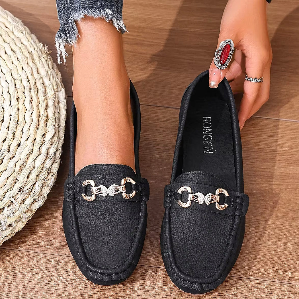 Casual loafers with chain and rhinestone details