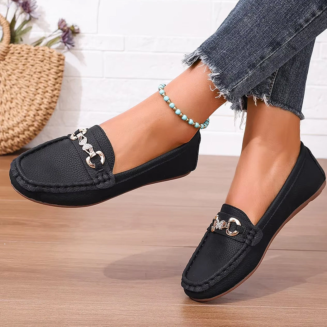 Casual loafers with chain and rhinestone details