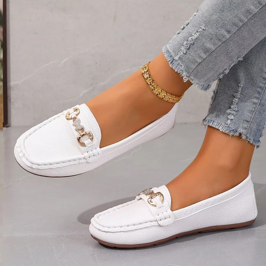 Casual loafers with chain and rhinestone details