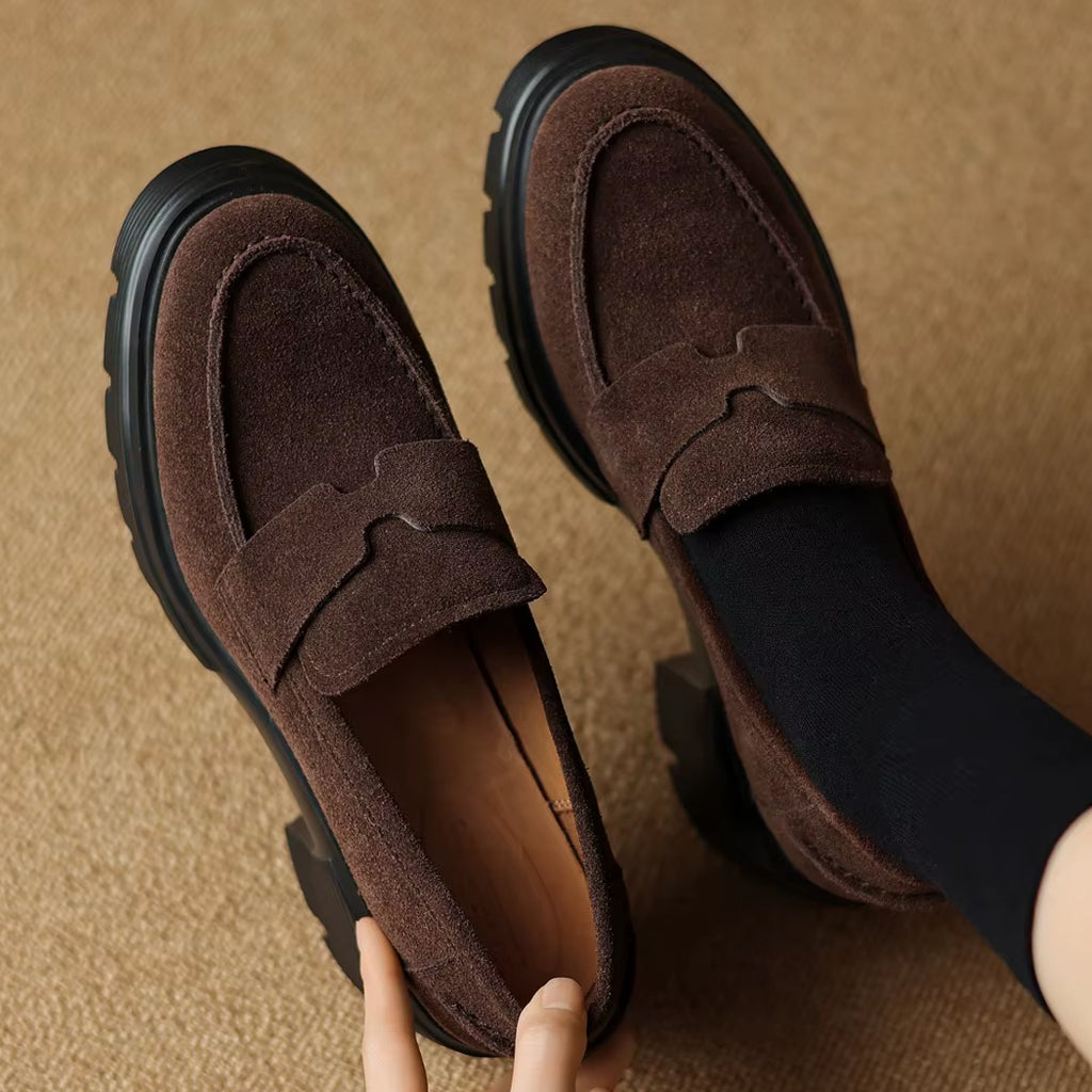 Elegant suede platform loafers