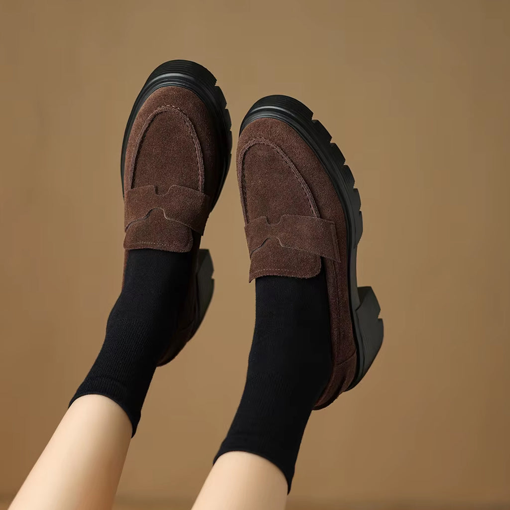 Elegant suede platform loafers
