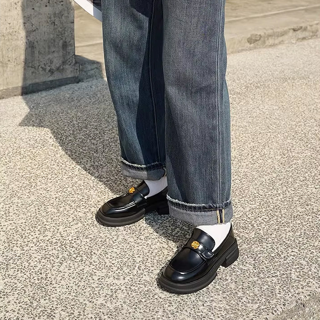 Platform loafers with flower details