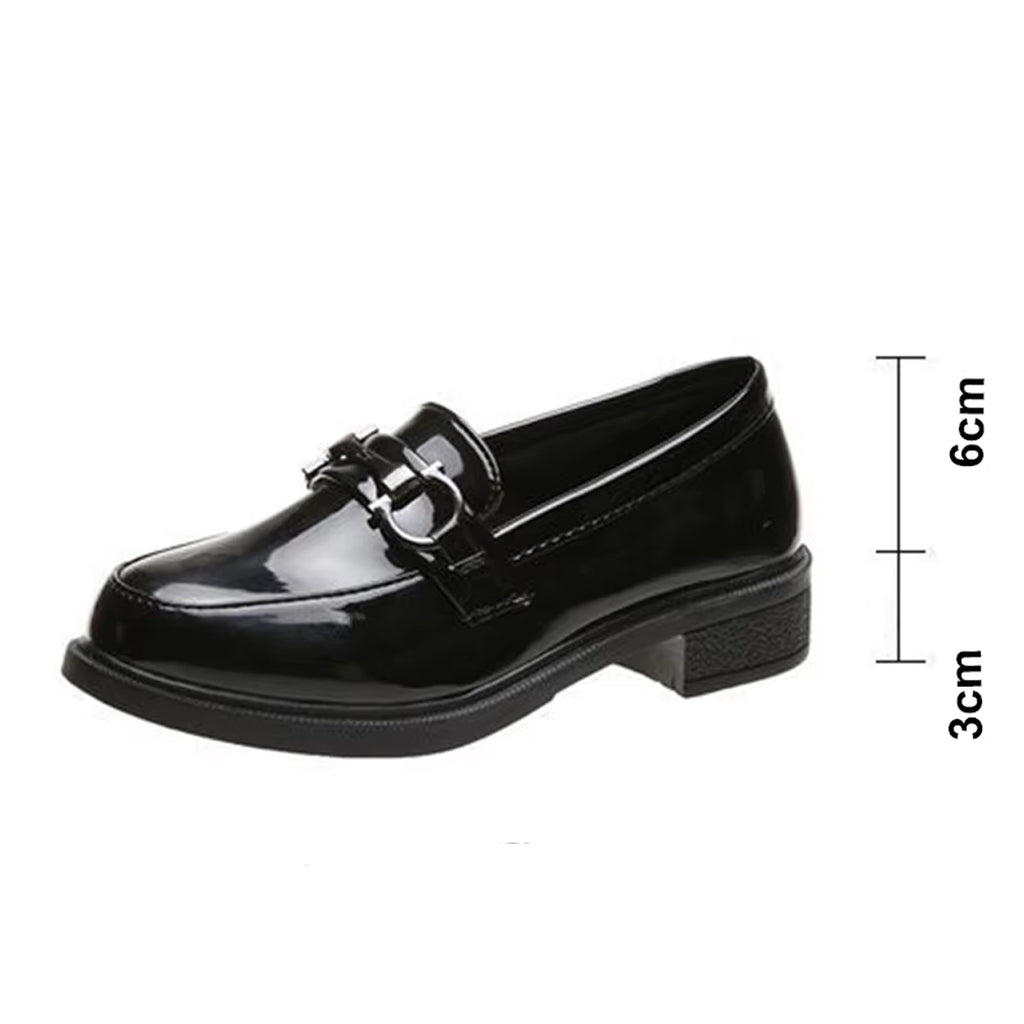 Loafers in faux patent leather with metallic details