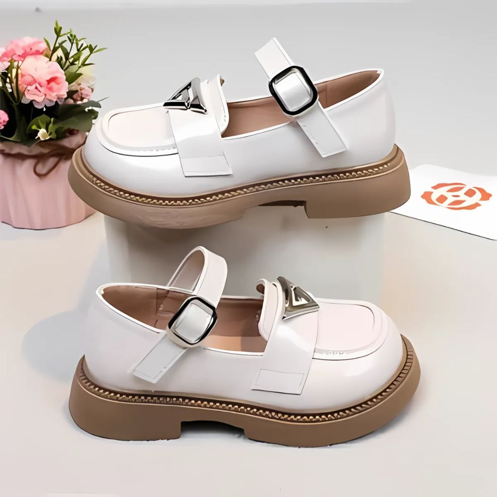 Girls' shiny strap loafers
