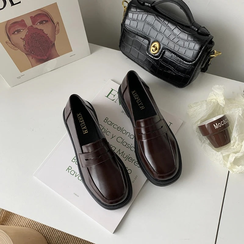Elegant classic loafers for women