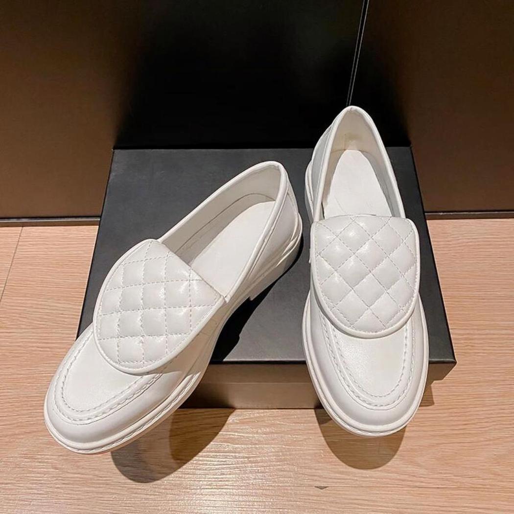Women's quilted genuine leather square-heel loafers