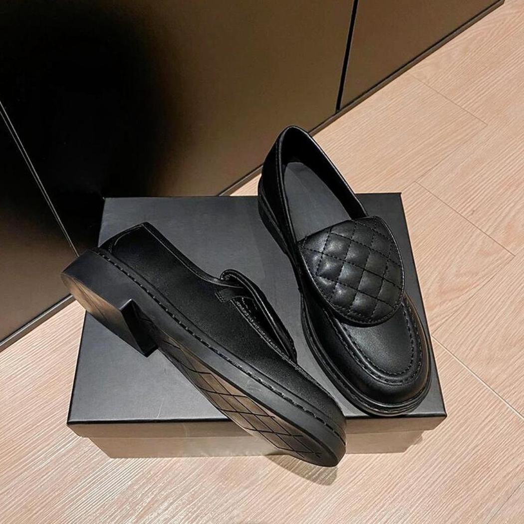 Women's quilted genuine leather square-heel loafers