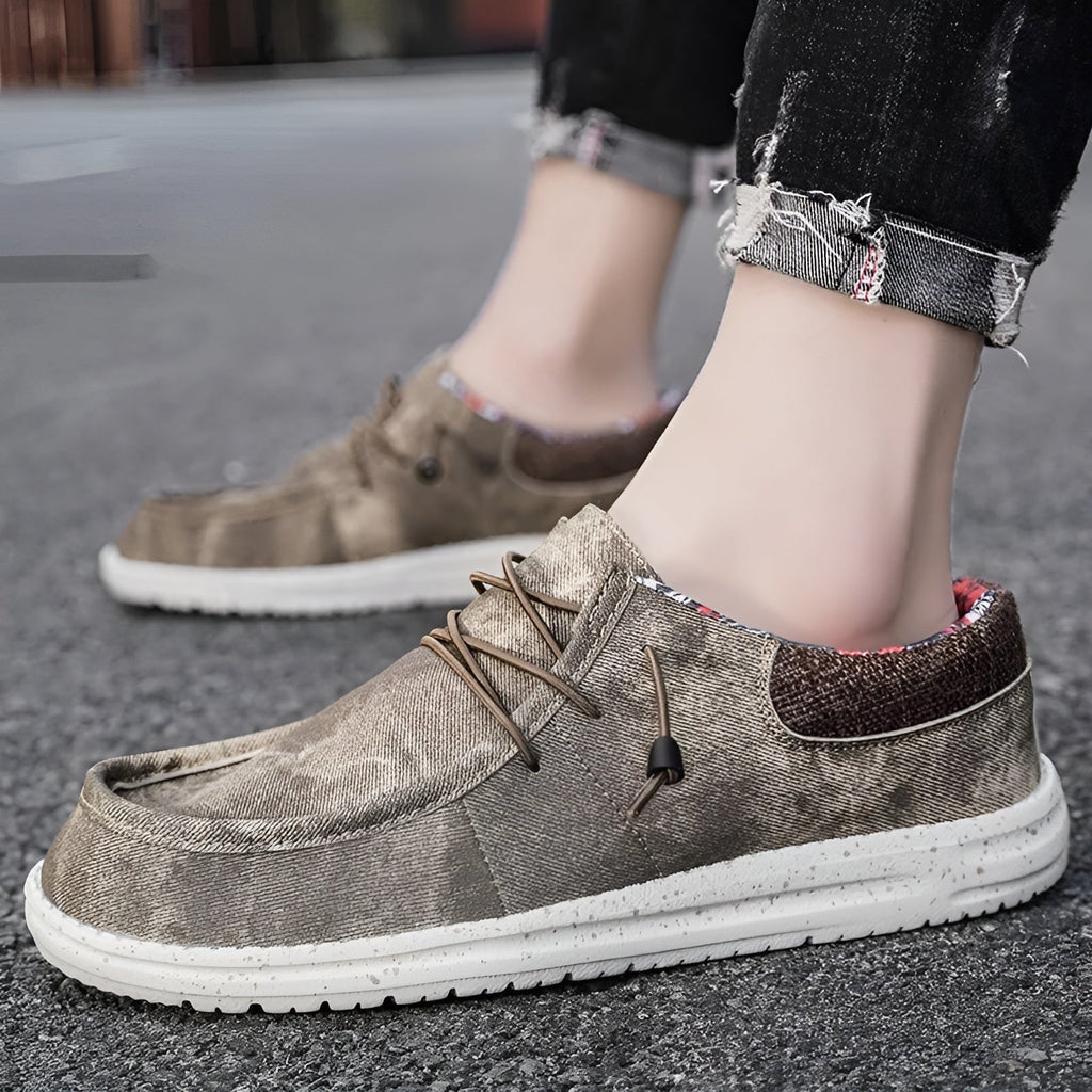 Men's floral-lined fabric loafers