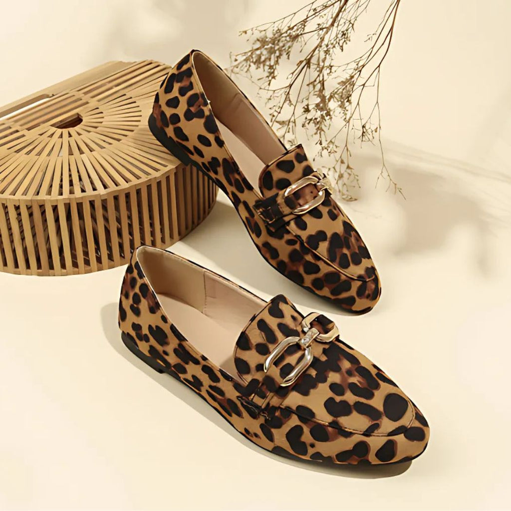 British-style loafers with leopard print and gold buckles