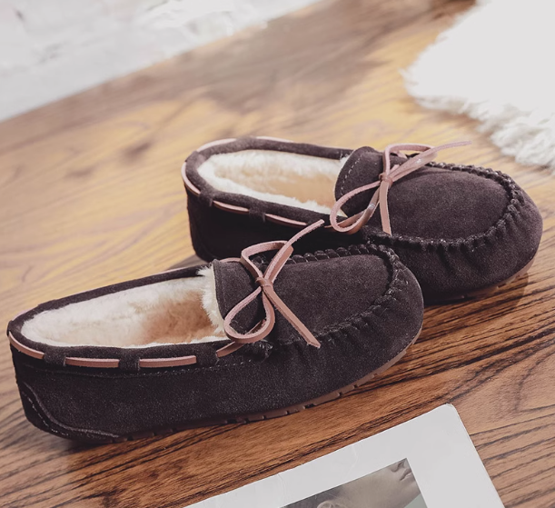 Suede loafers with lining