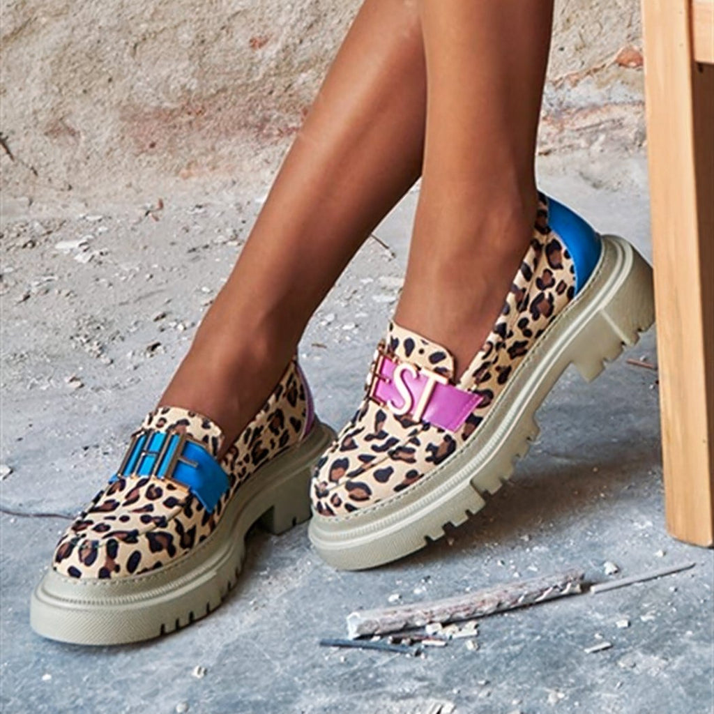 Beige platform loafers with leopard print