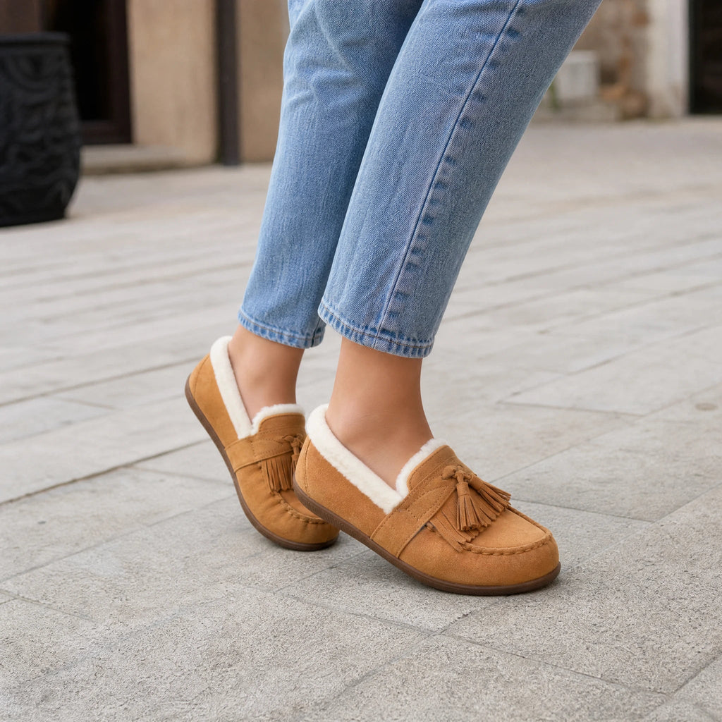 Fur-lined moccasin with faux fur lining, top view