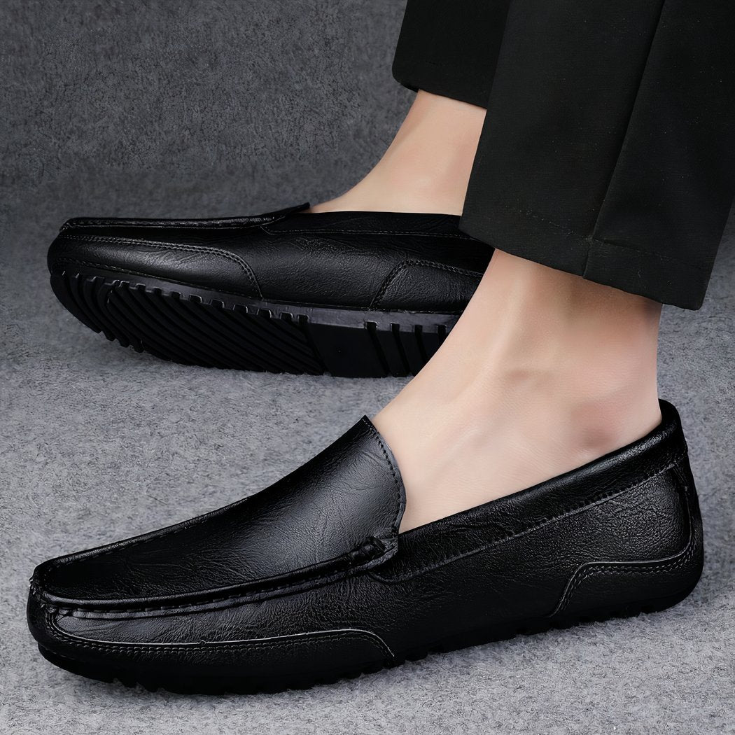 Classic loafers in breathable synthetic leather