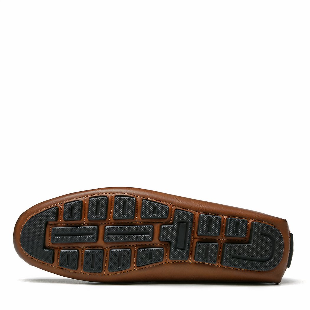 Comfortable loafers for men in synthetic leather