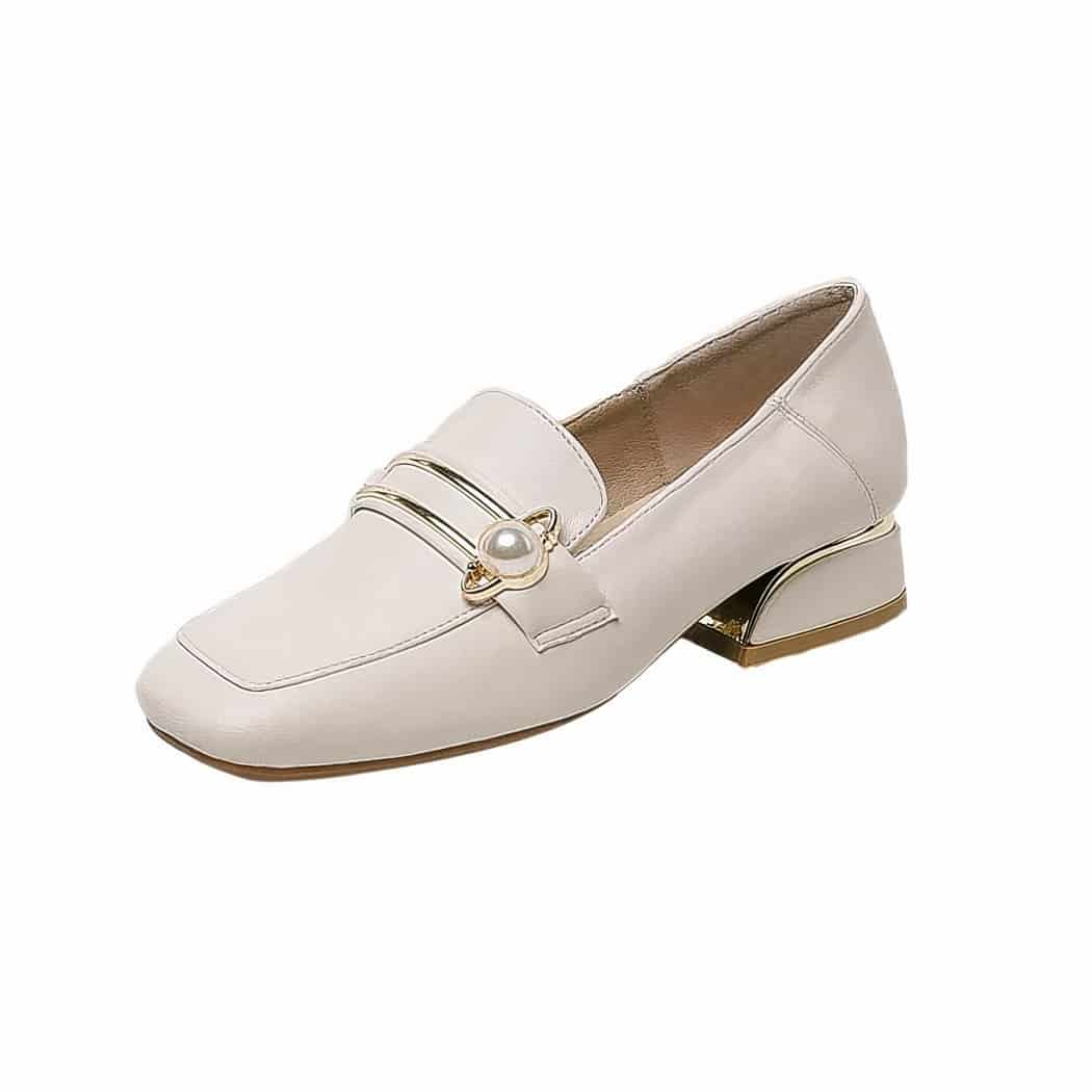 Elegant square-heeled loafer