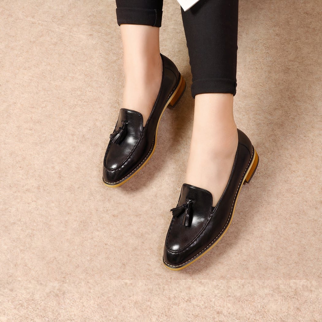 Genuine shiny leather tassel flat loafers for women