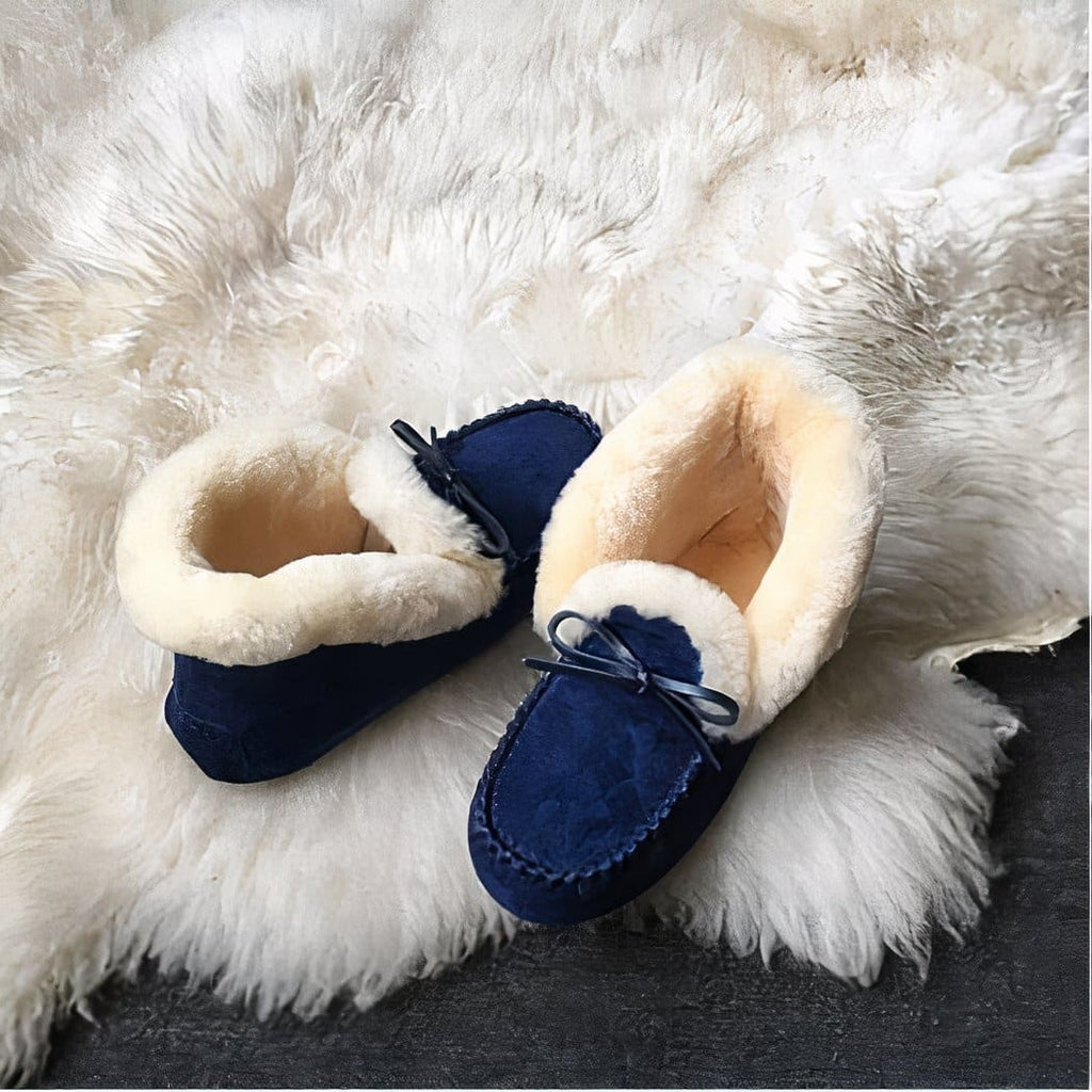 Indian winter moccasins in lined suede