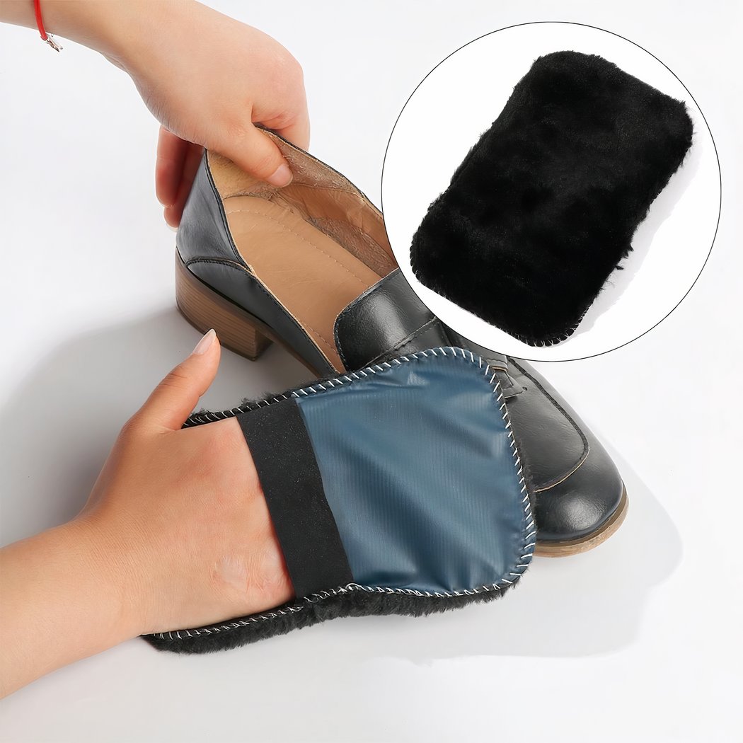 Leather shoe cleaning glove