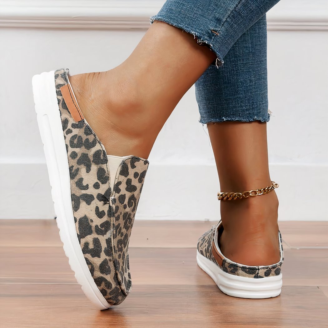 Leopard canvas mules with thick sole