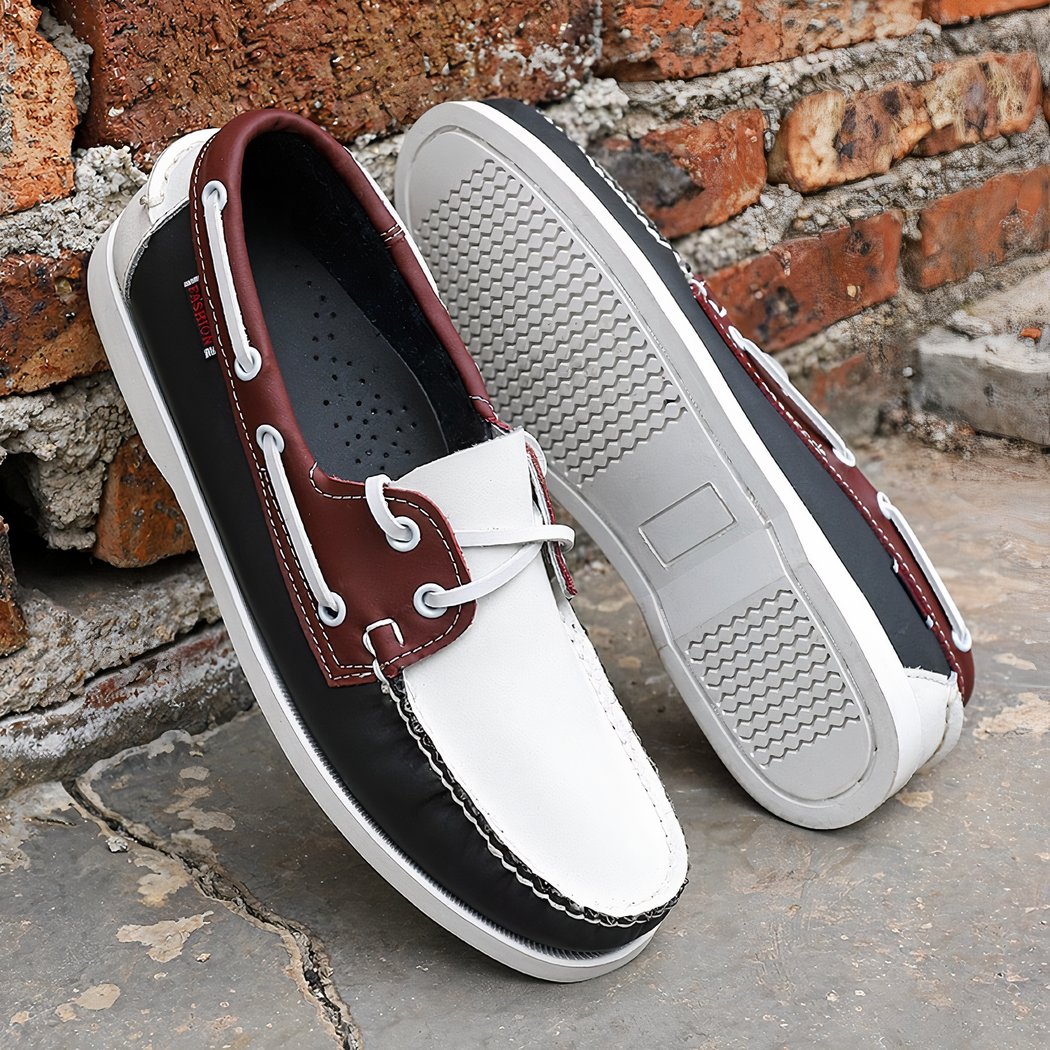 Men's flat tri-color boat loafers