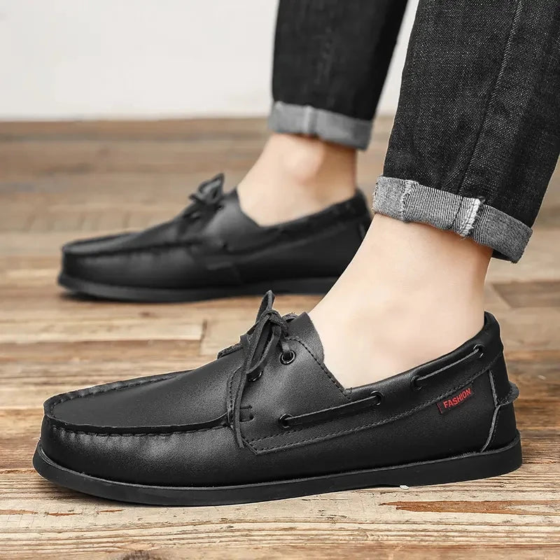 Men's black lace-up leather boat shoes, Black, worn look
