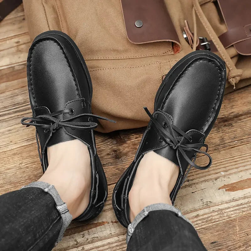 Men's black lace-up leather boat shoes, Black, detail view