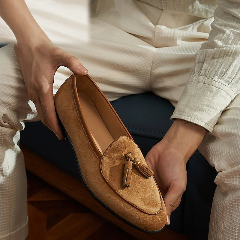 Men's suede tassel loafers with pointed toe, Camel, sole view