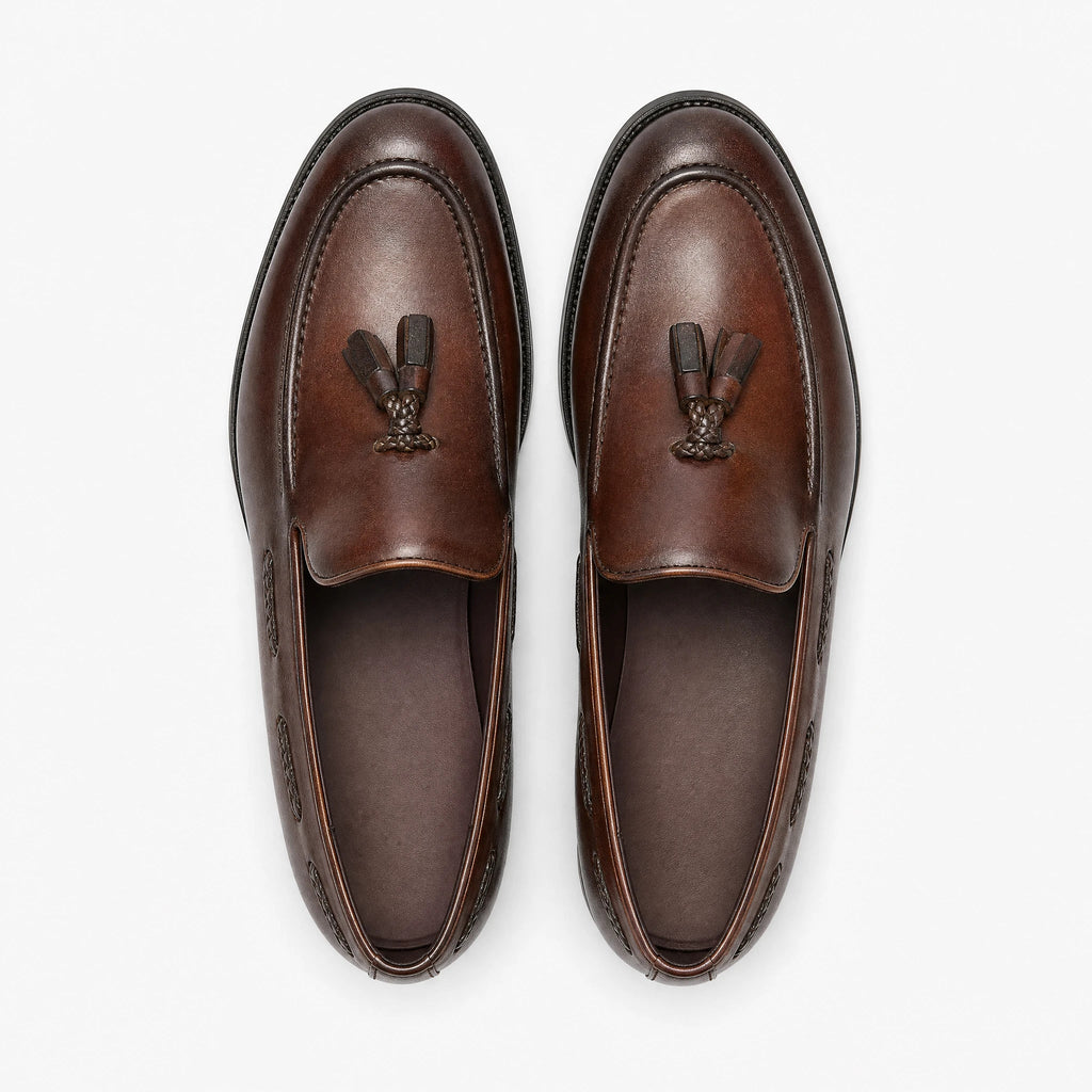 Men's tassel loafers with decorative tassels, Black, front view