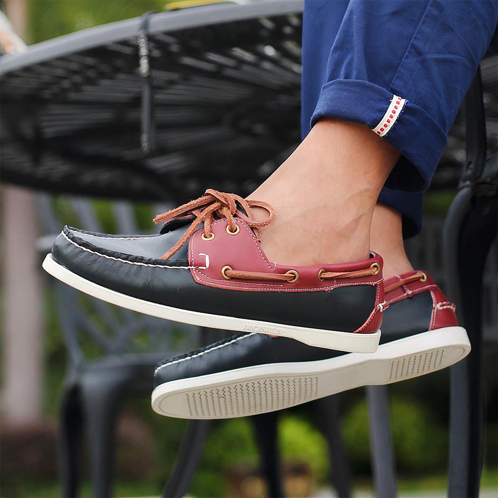 Men's lace-up boat loafers