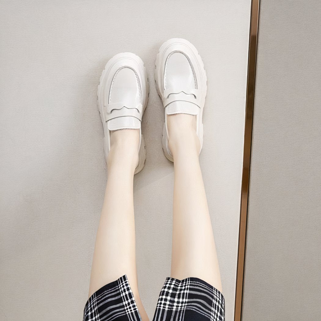 Loafers in smooth synthetic leather with thick sole