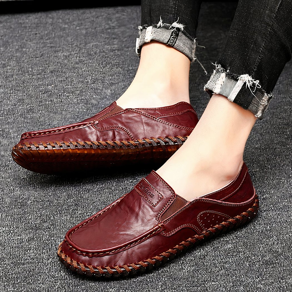 Orthopedic loafers with visible seams for men