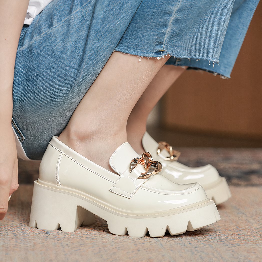 Patent leather-effect platform loafers with gold chain detail for women