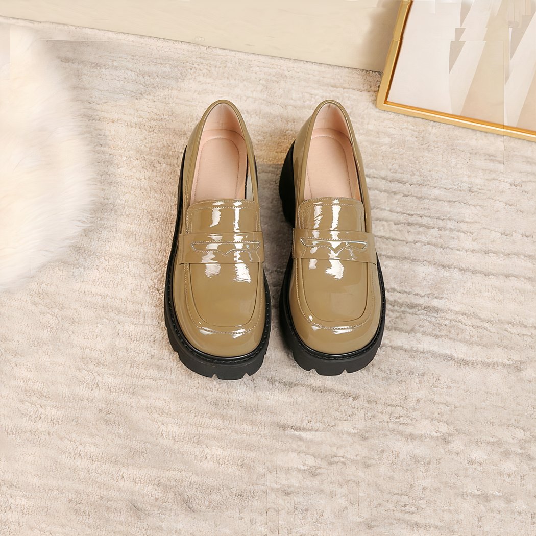 Patent leather loafers with thick sole