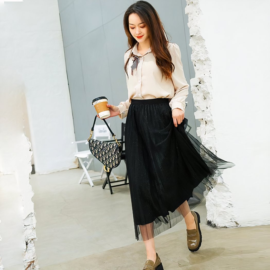 Patent leather loafers with thick sole
