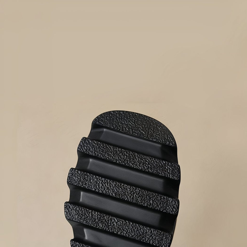 Patent loafers with thick sole and big buckle