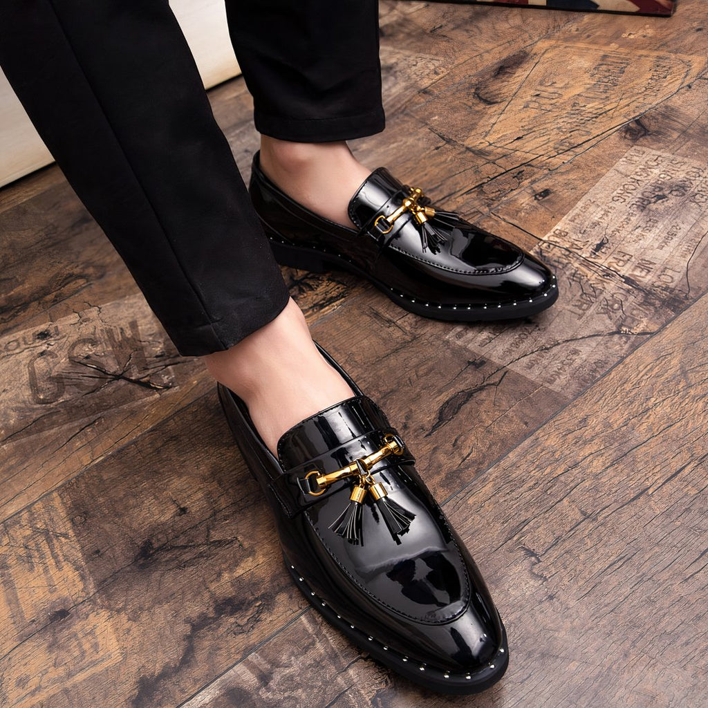 Patent tassel loafers with gold buckle for men