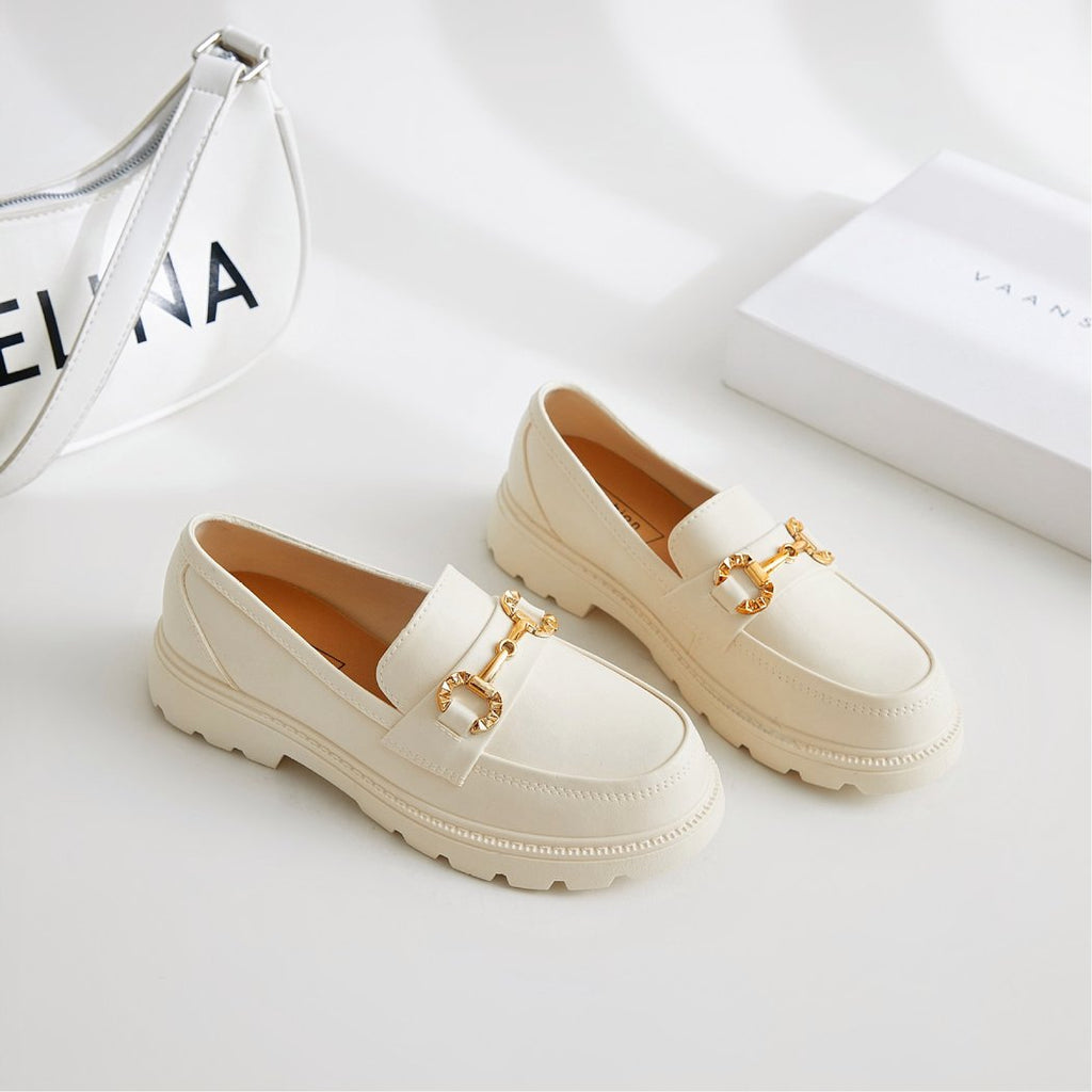 Platform loafers with metal chain for women