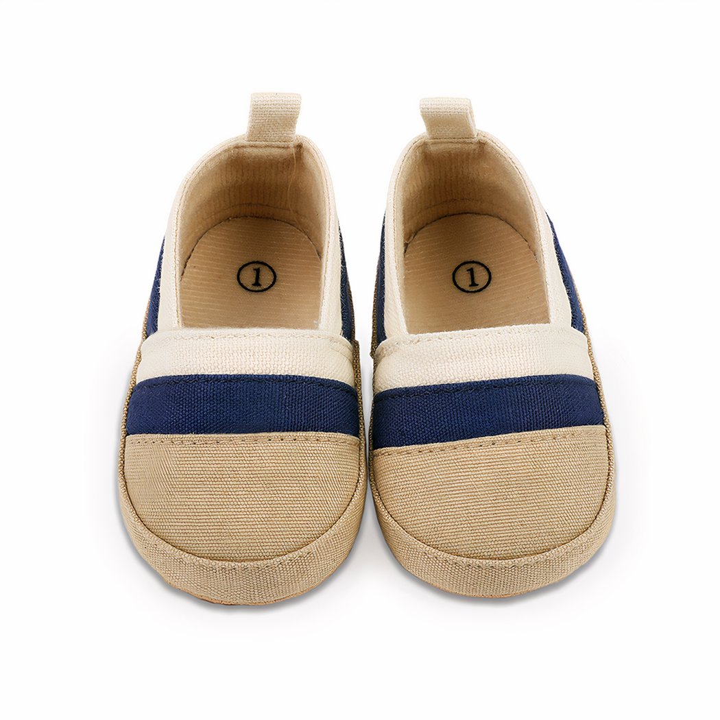 Summer moccasins in canvas with colored stripes for baby boys