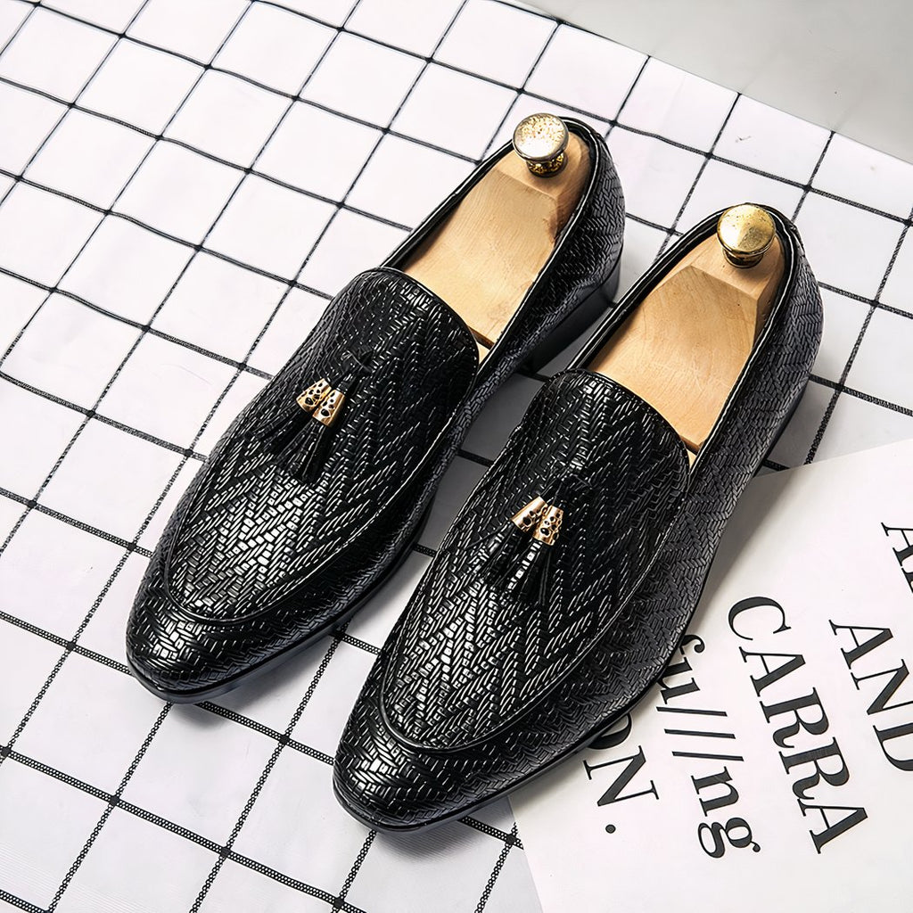 Tassel loafers in woven zigzag pattern faux leather