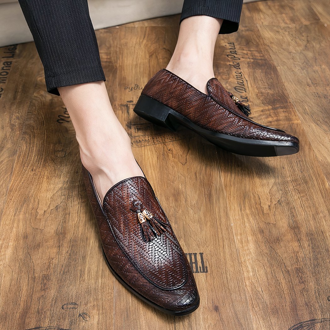 Tassel loafers in woven zigzag pattern faux leather