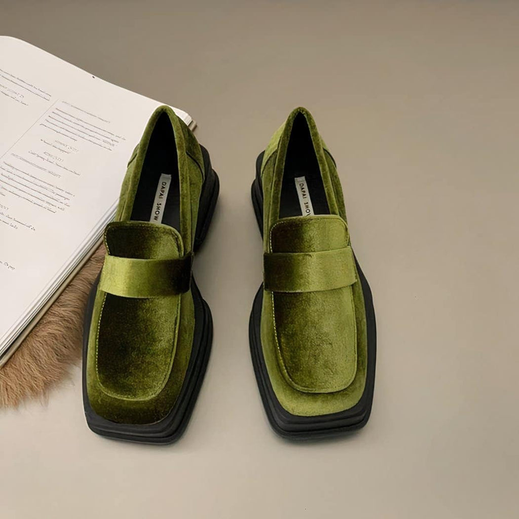 Velvet loafers with heel for women