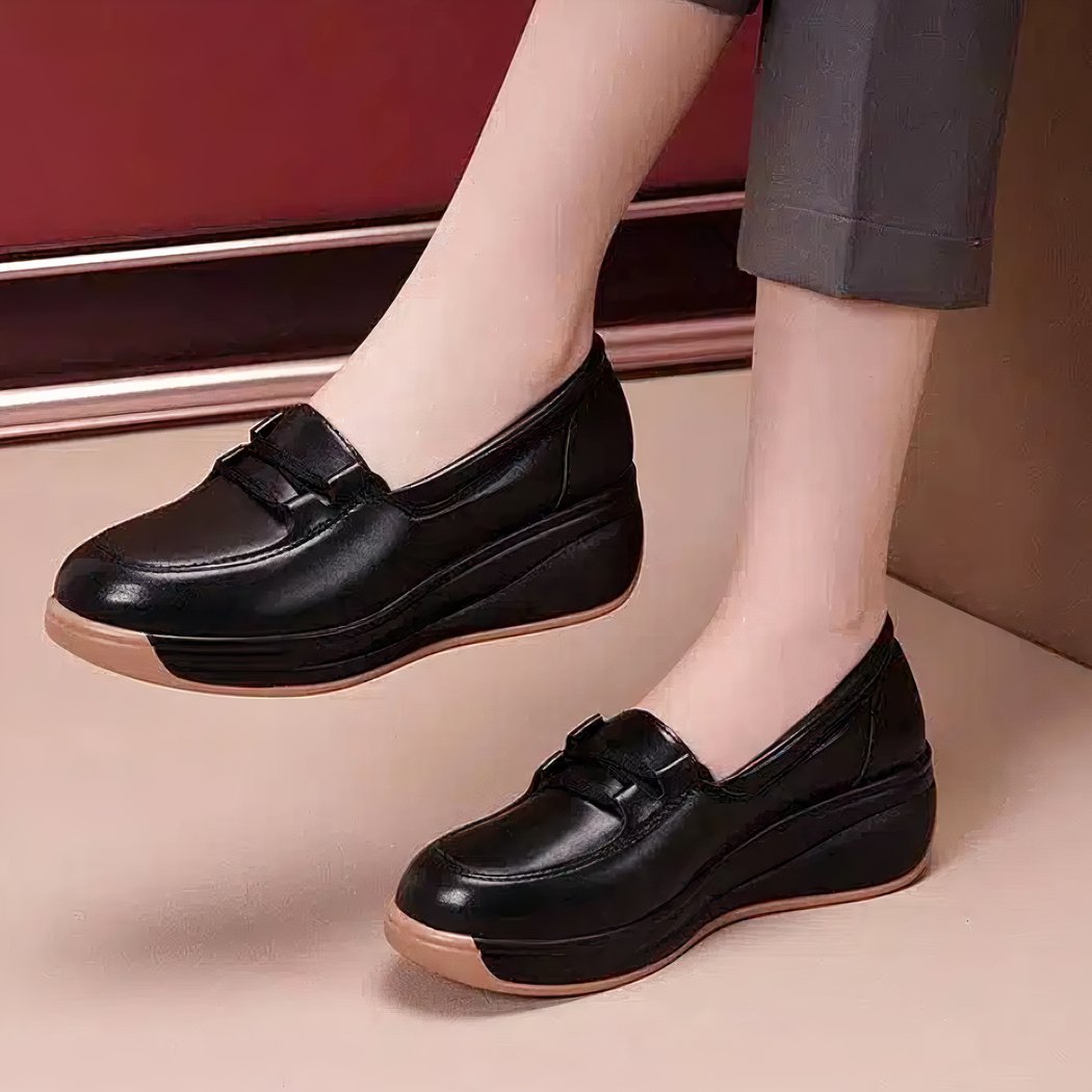 Women's breathable wedge loafers