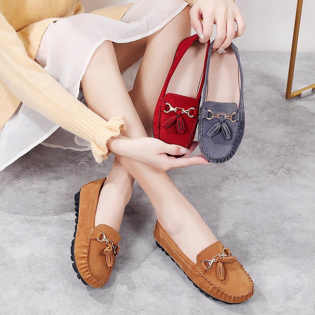 different colors available for the brown suede loafer in red and grey