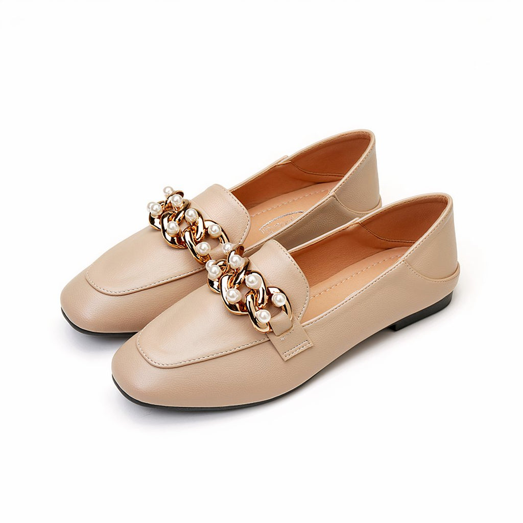 Women's classic flat loafers with white pearls